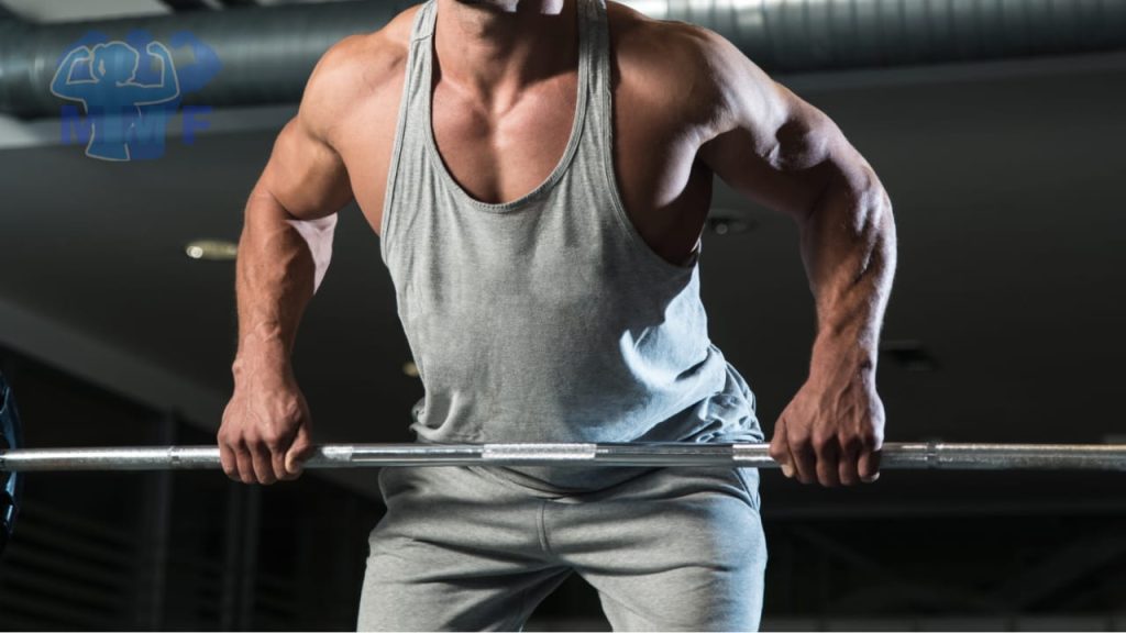 Man building a thick v taper back with bent over rows.