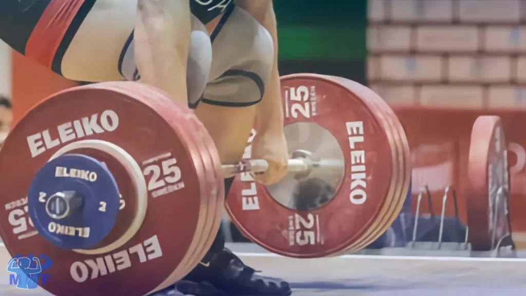 Man Deadlifting on Push Pull 6 day split